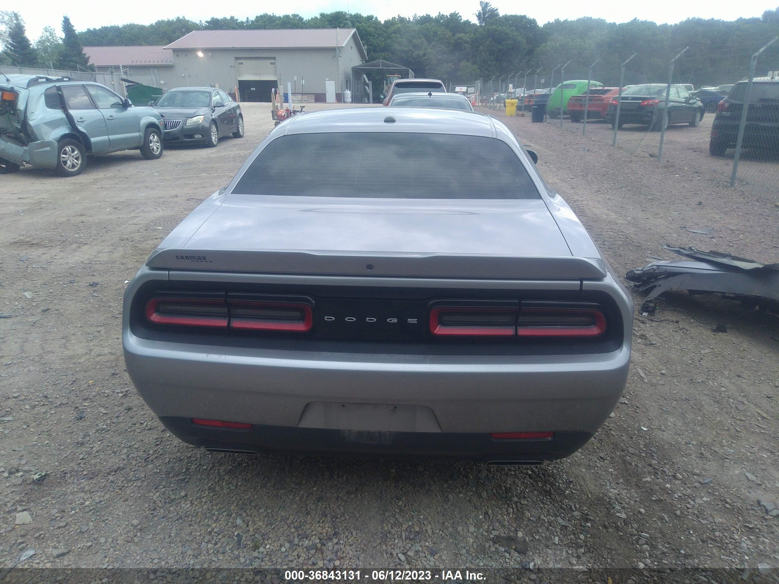 Photo 16 VIN: 2C3CDZBT4JH244233 - DODGE CHALLENGER 