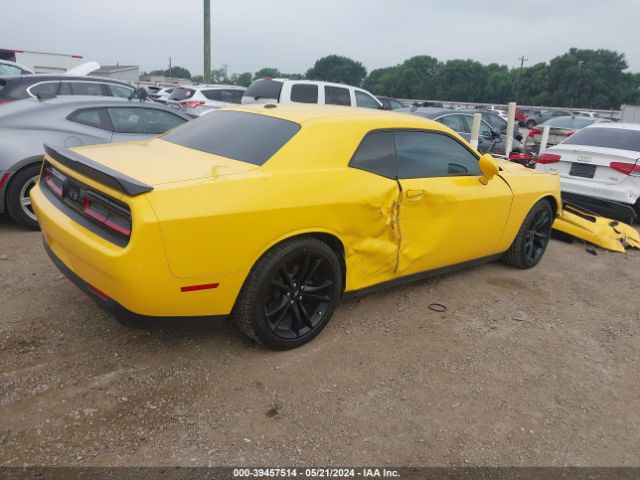 Photo 3 VIN: 2C3CDZBT4JH305726 - DODGE CHALLENGER 