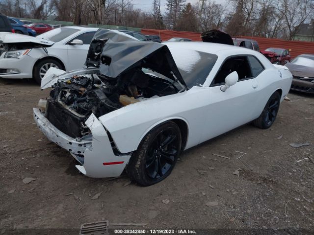 Photo 1 VIN: 2C3CDZBT4KH578389 - DODGE CHALLENGER 