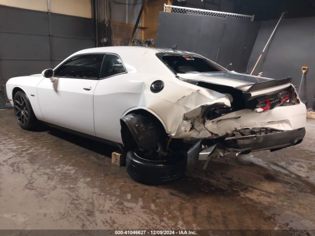 Photo 2 VIN: 2C3CDZBT5JH228140 - DODGE CHALLENGER 