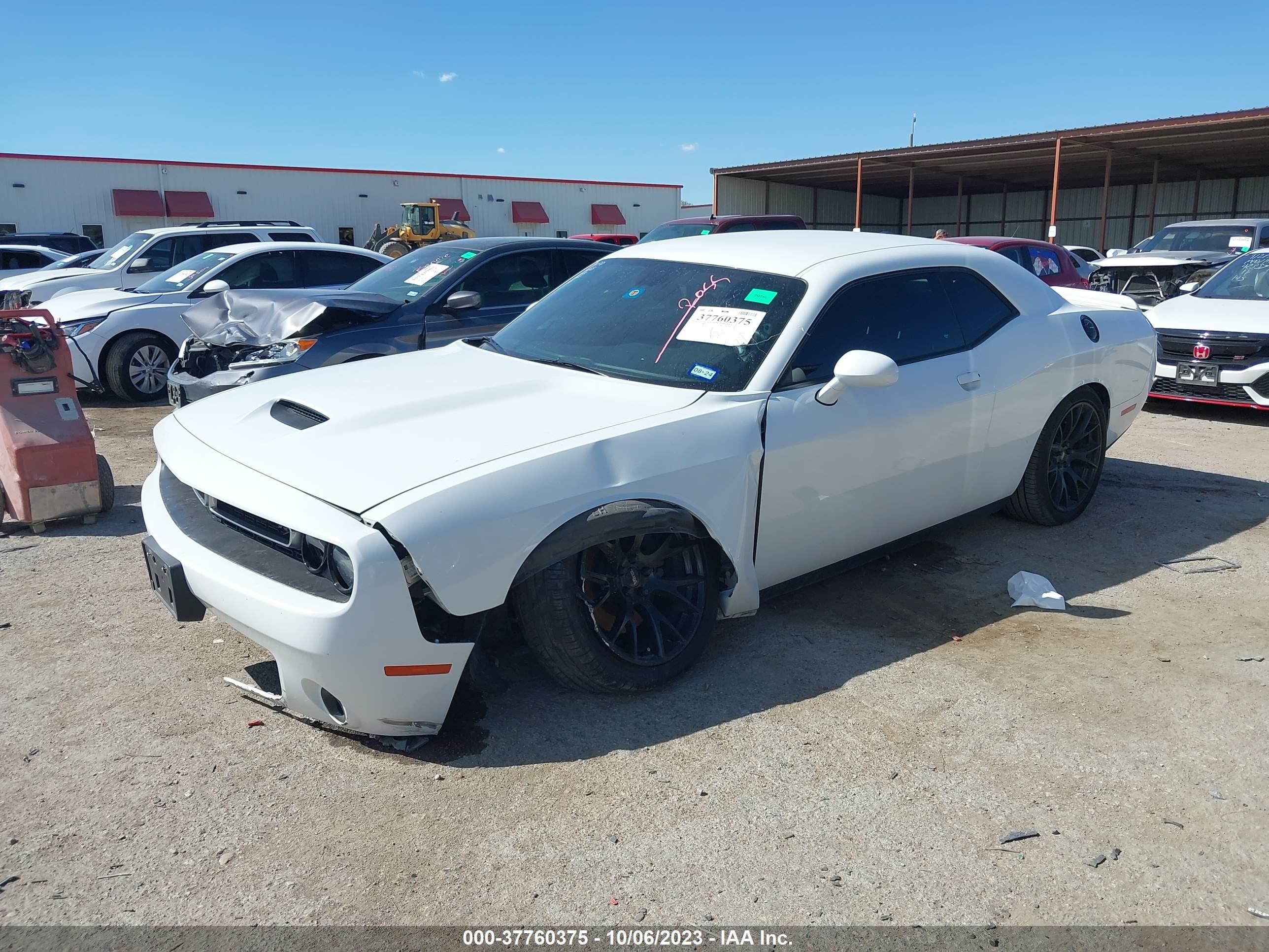 Photo 1 VIN: 2C3CDZBT5KH513440 - DODGE CHALLENGER 