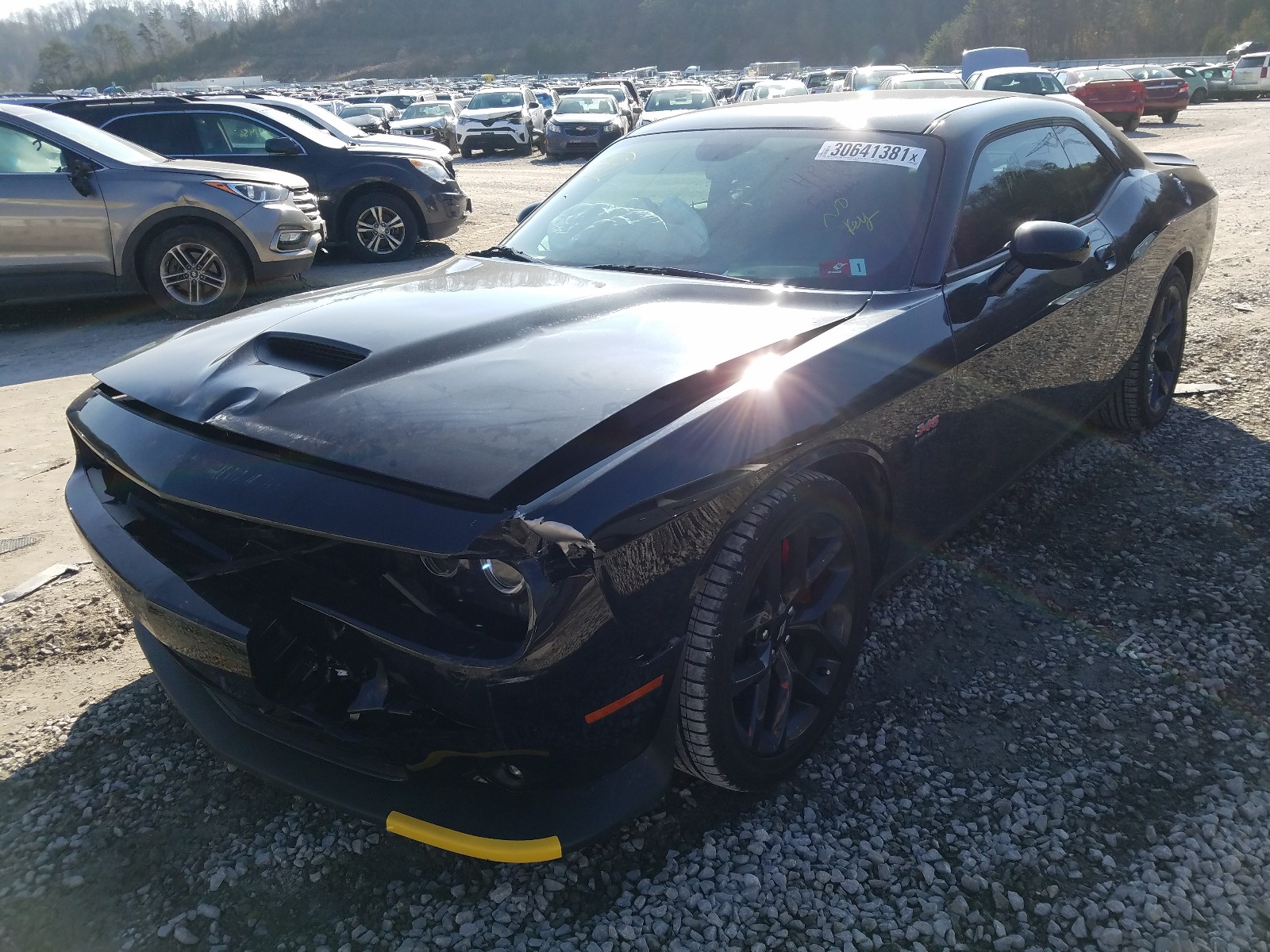 Photo 1 VIN: 2C3CDZBT5KH724301 - DODGE CHALLENGER 