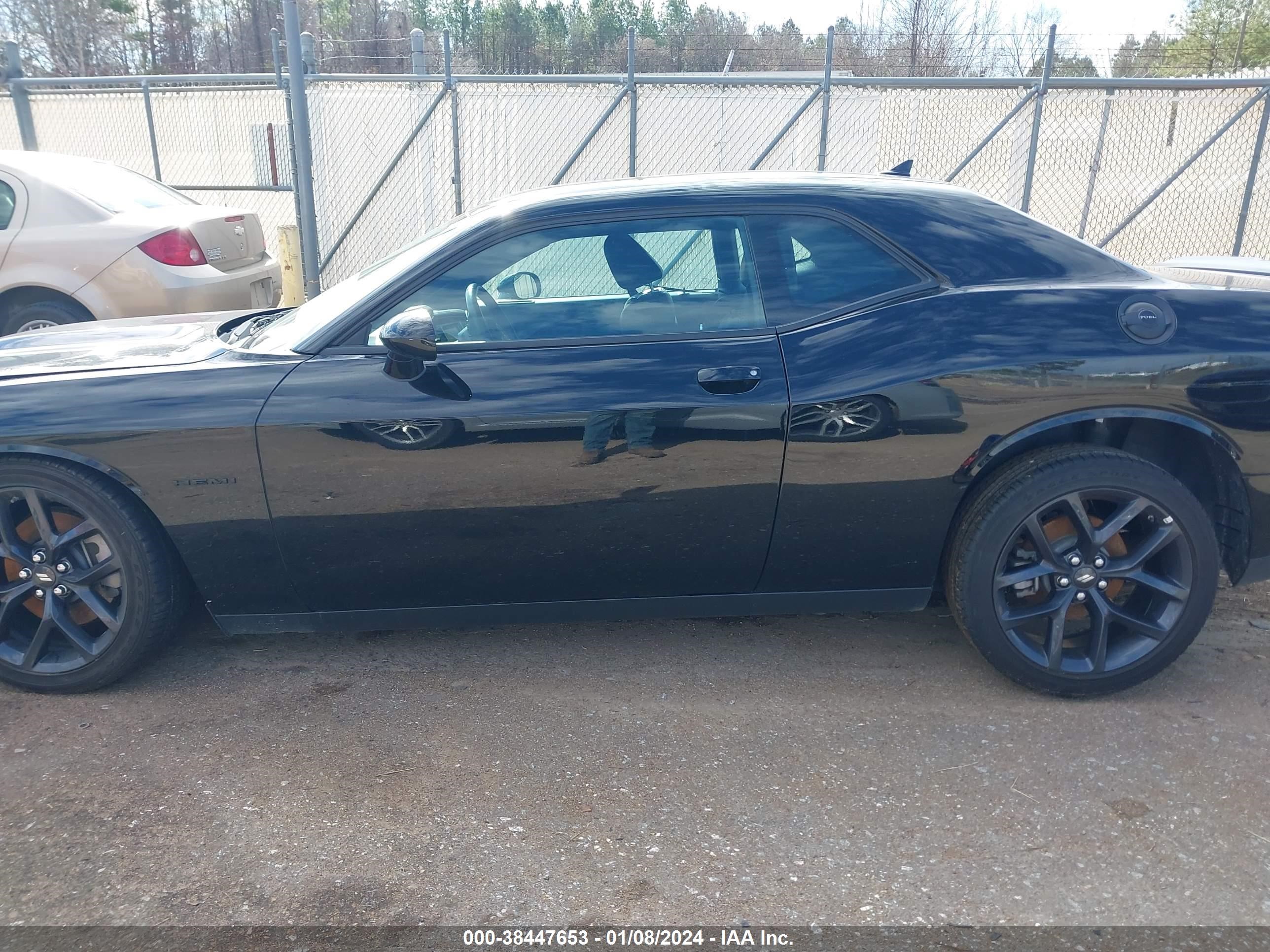 Photo 13 VIN: 2C3CDZBT5NH242688 - DODGE CHALLENGER 