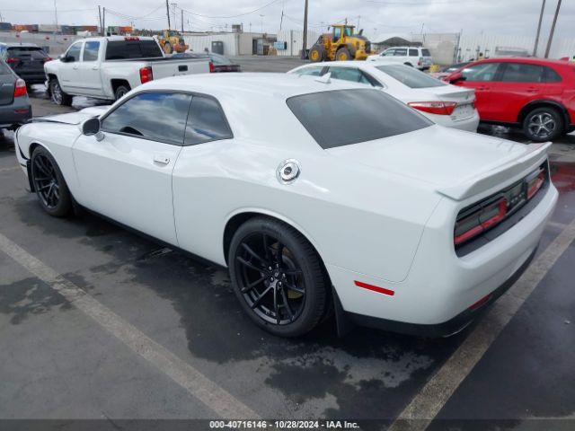 Photo 2 VIN: 2C3CDZBT6MH590787 - DODGE CHALLENGER 