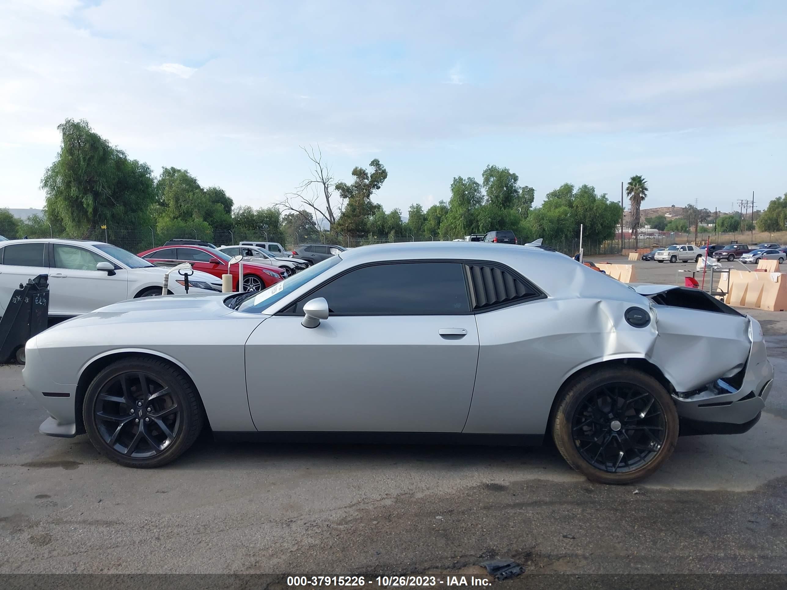 Photo 12 VIN: 2C3CDZBT6NH207173 - DODGE CHALLENGER 