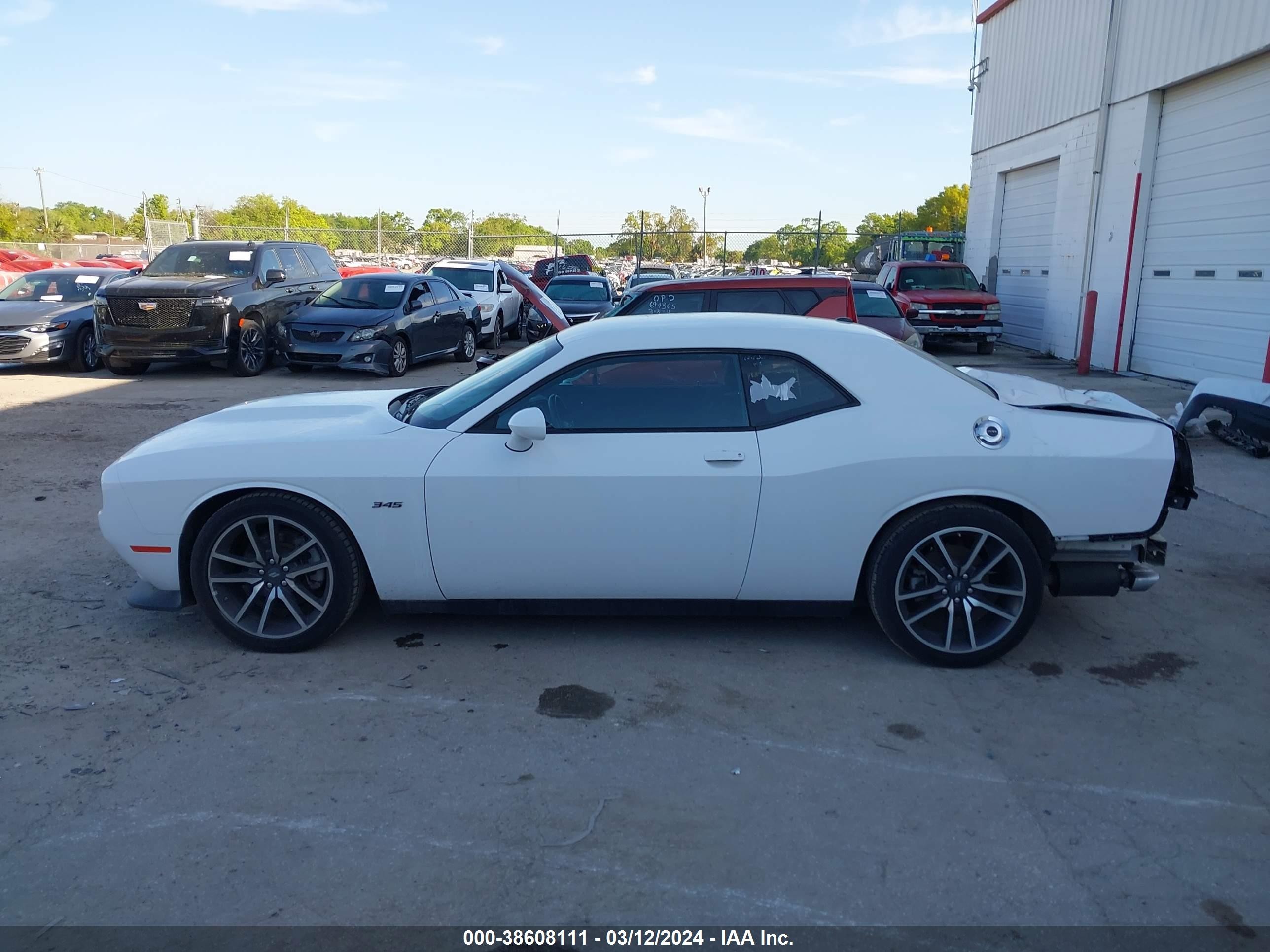 Photo 14 VIN: 2C3CDZBT6PH525815 - DODGE CHALLENGER 