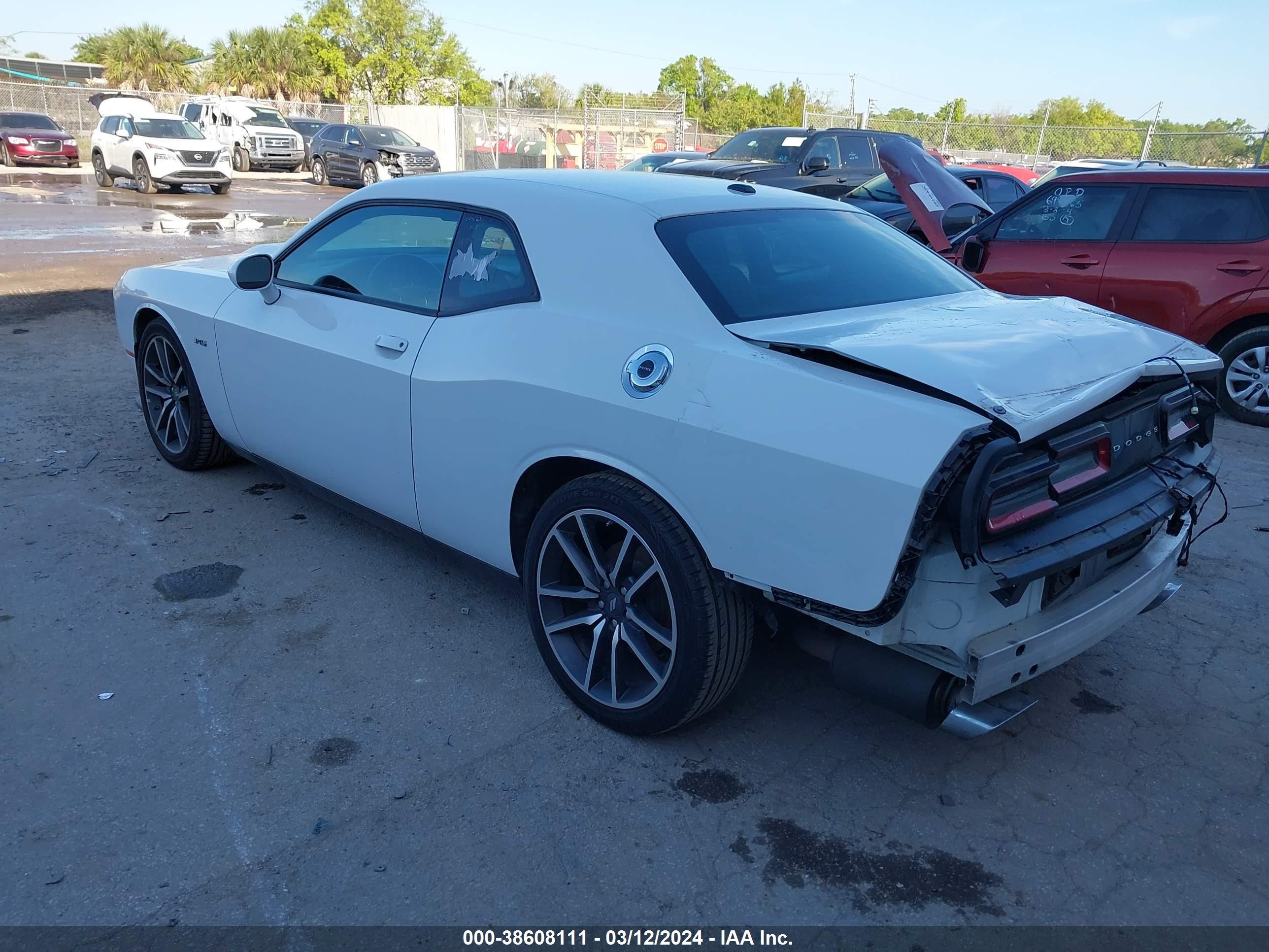 Photo 2 VIN: 2C3CDZBT6PH525815 - DODGE CHALLENGER 