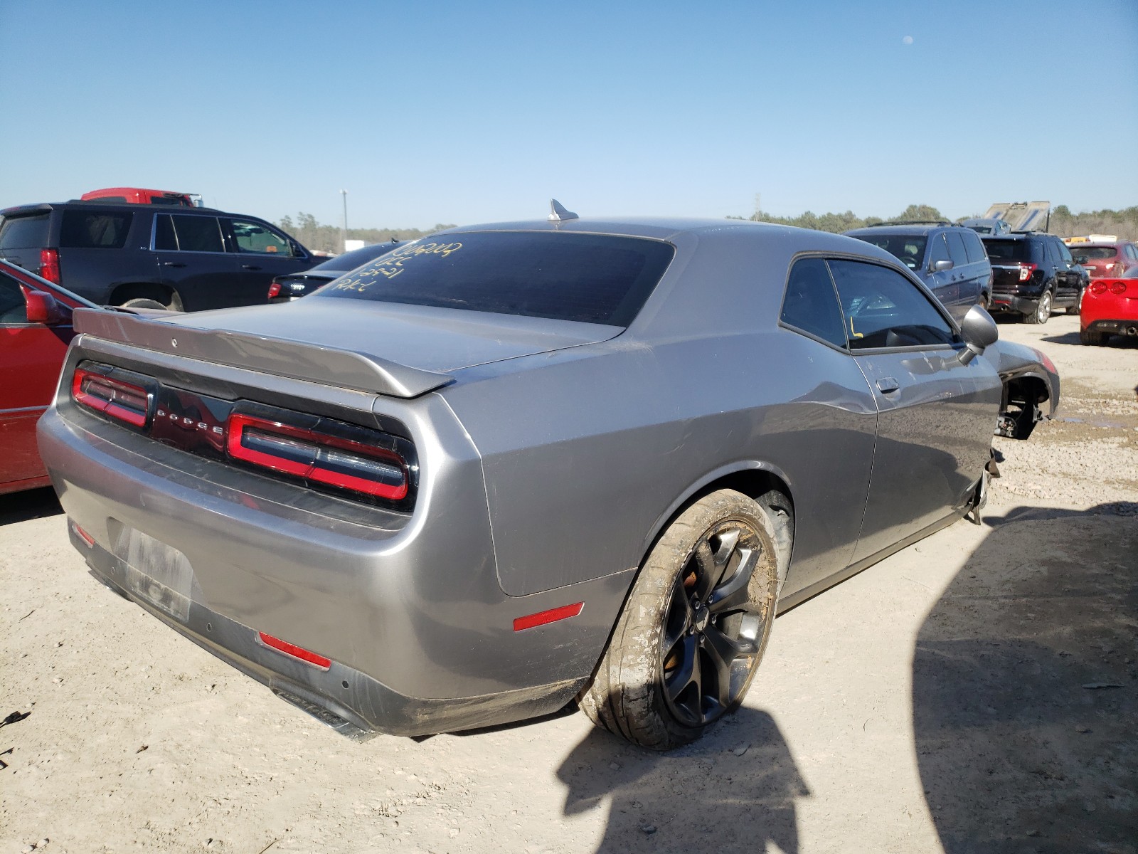 Photo 3 VIN: 2C3CDZBT7FH715749 - DODGE CHALLENGER 