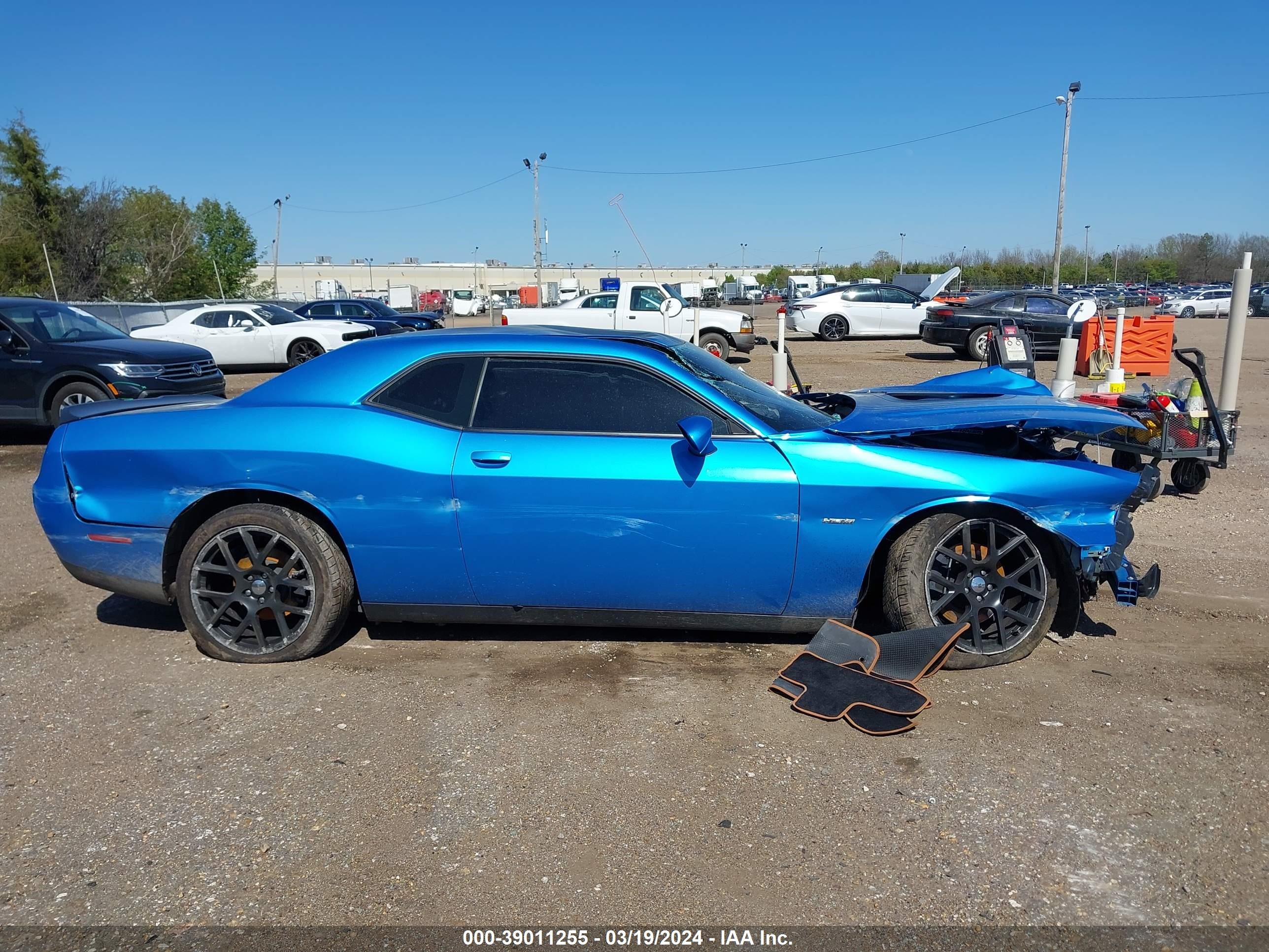 Photo 12 VIN: 2C3CDZBT7FH914154 - DODGE CHALLENGER 