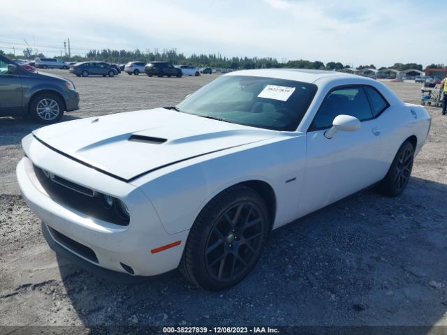 Photo 1 VIN: 2C3CDZBT7GH158620 - DODGE CHALLENGER 