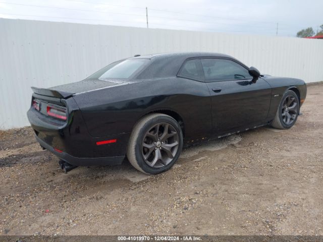 Photo 3 VIN: 2C3CDZBT7KH642201 - DODGE CHALLENGER 