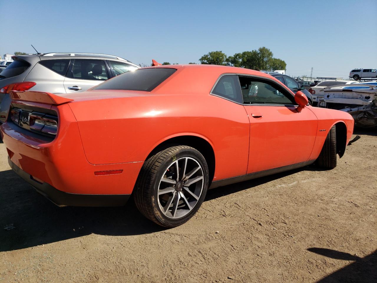 Photo 2 VIN: 2C3CDZBT7NH185359 - DODGE CHALLENGER 