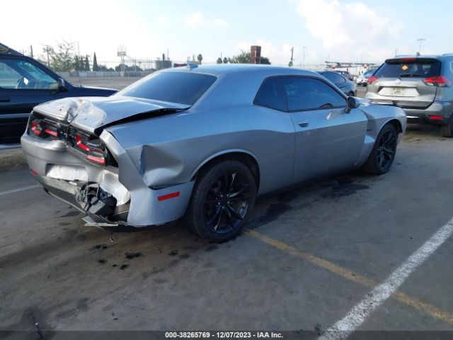 Photo 3 VIN: 2C3CDZBT8GH114285 - DODGE CHALLENGER 