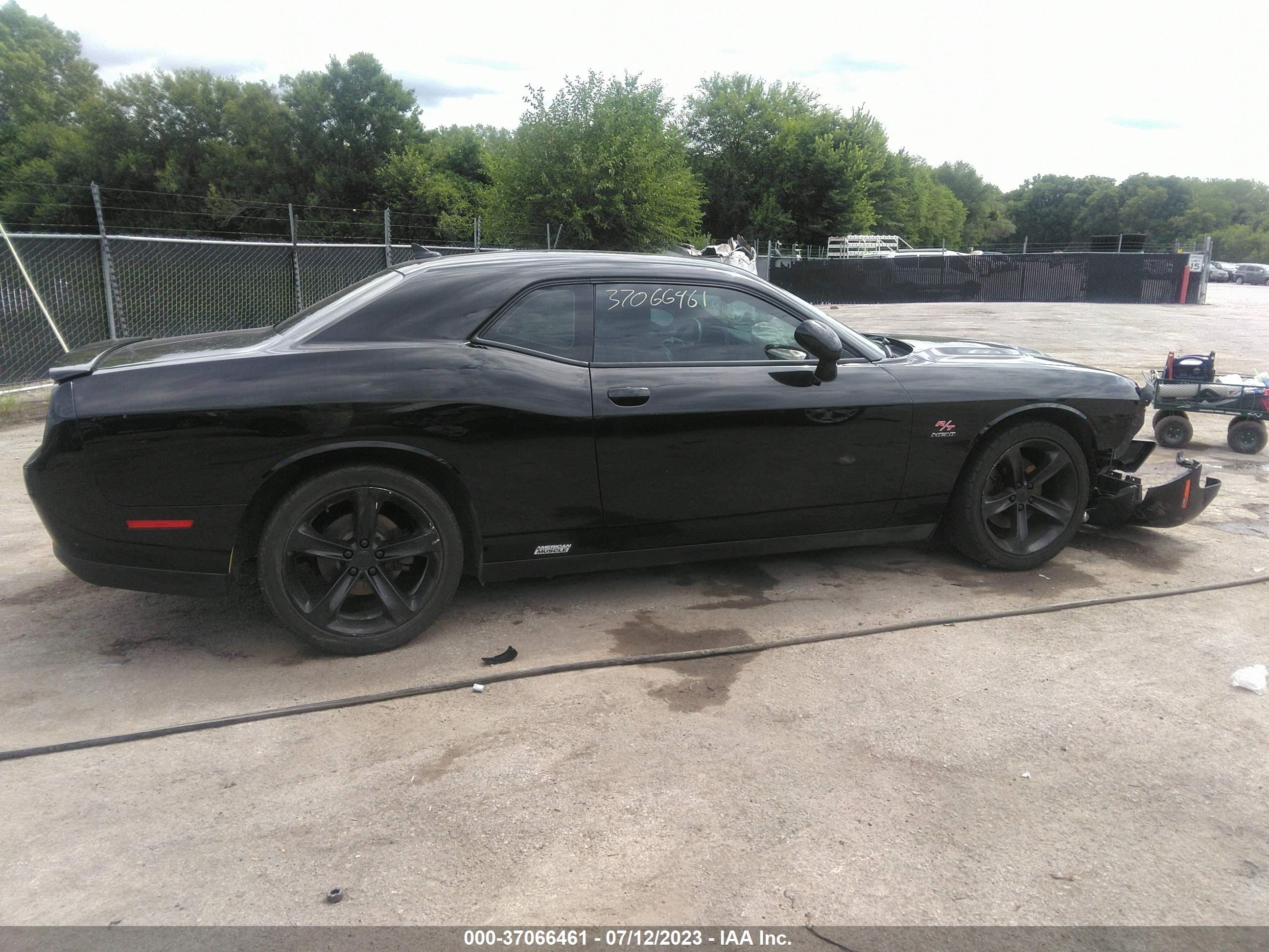 Photo 12 VIN: 2C3CDZBT8HH606039 - DODGE CHALLENGER 