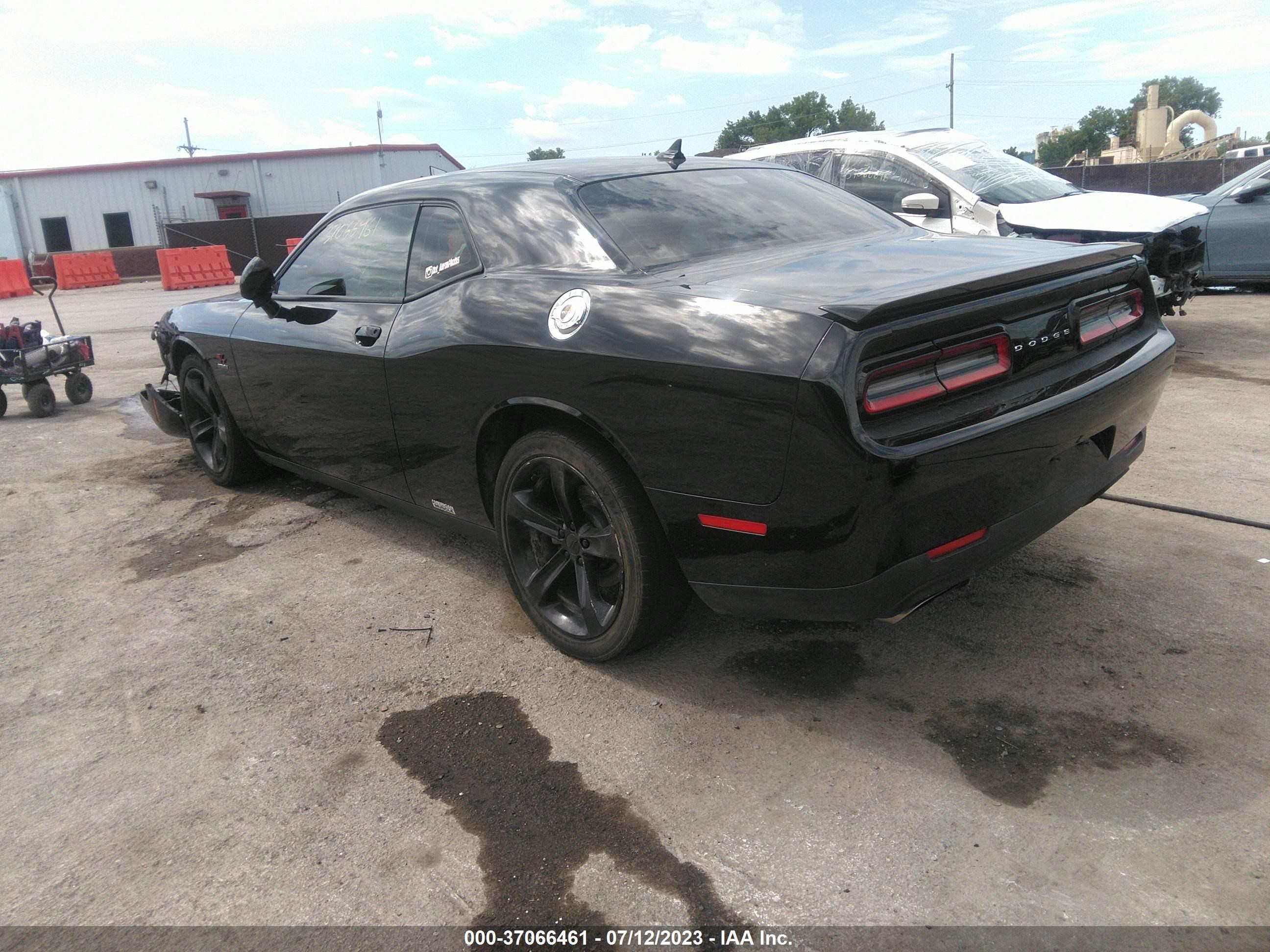 Photo 2 VIN: 2C3CDZBT8HH606039 - DODGE CHALLENGER 