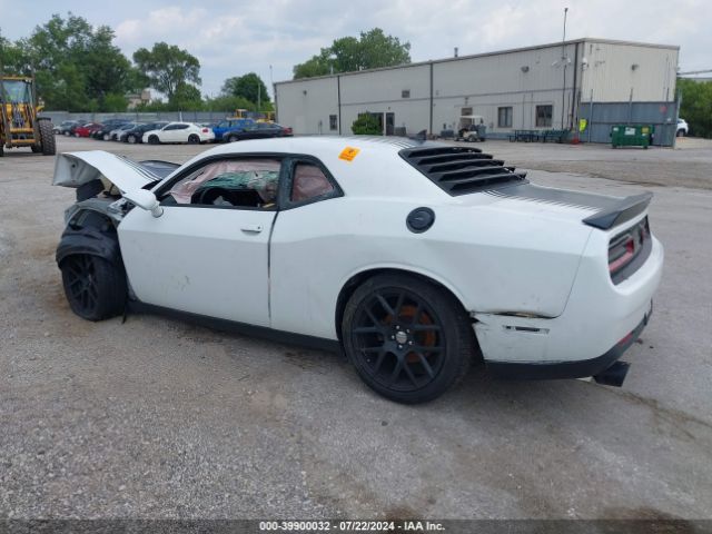 Photo 2 VIN: 2C3CDZBT9FH905908 - DODGE CHALLENGER 