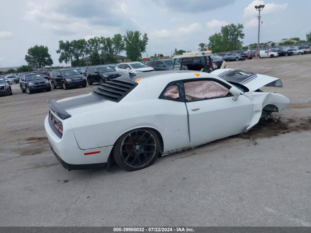 Photo 3 VIN: 2C3CDZBT9FH905908 - DODGE CHALLENGER 