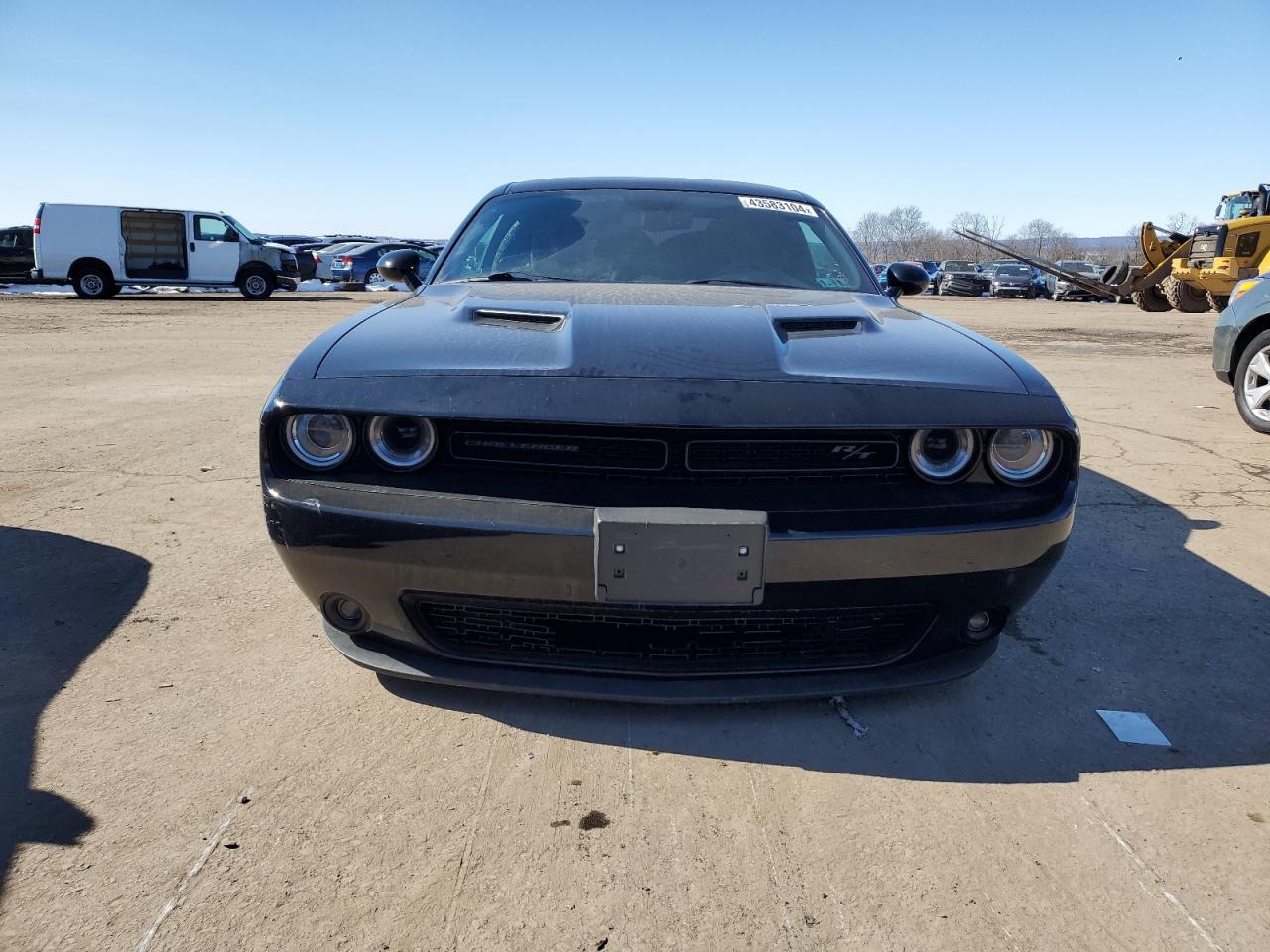 Photo 4 VIN: 2C3CDZBT9JH311604 - DODGE CHALLENGER 