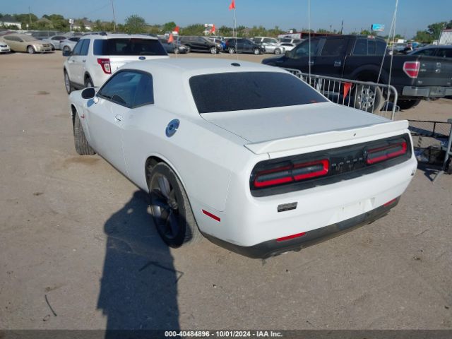 Photo 2 VIN: 2C3CDZBT9KH621429 - DODGE CHALLENGER 