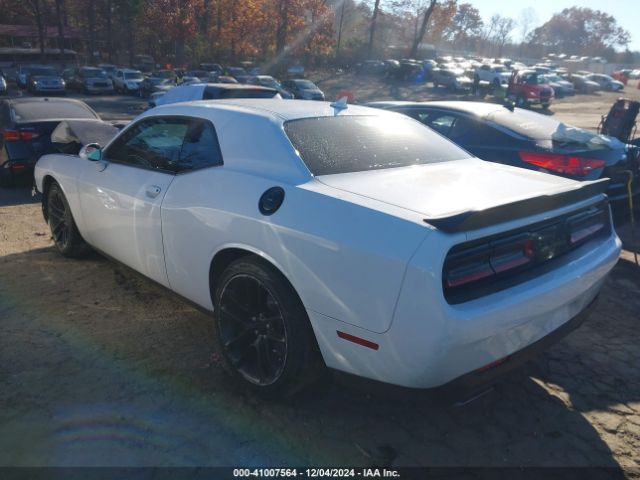 Photo 2 VIN: 2C3CDZBT9MH506400 - DODGE CHALLENGER 