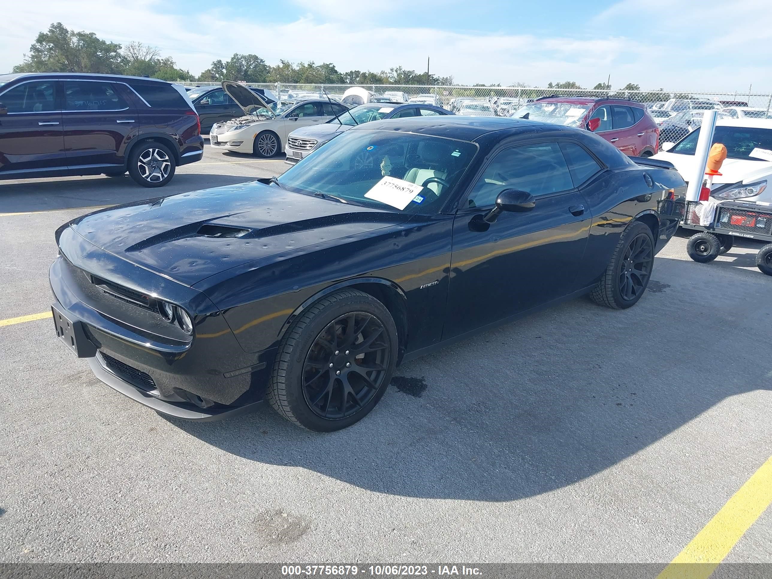 Photo 1 VIN: 2C3CDZBTXFH724199 - DODGE CHALLENGER 