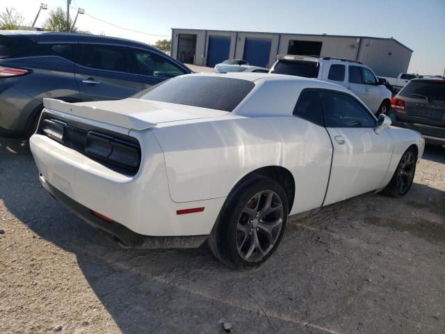 Photo 2 VIN: 2C3CDZBTXFH758708 - DODGE CHALLENGER 