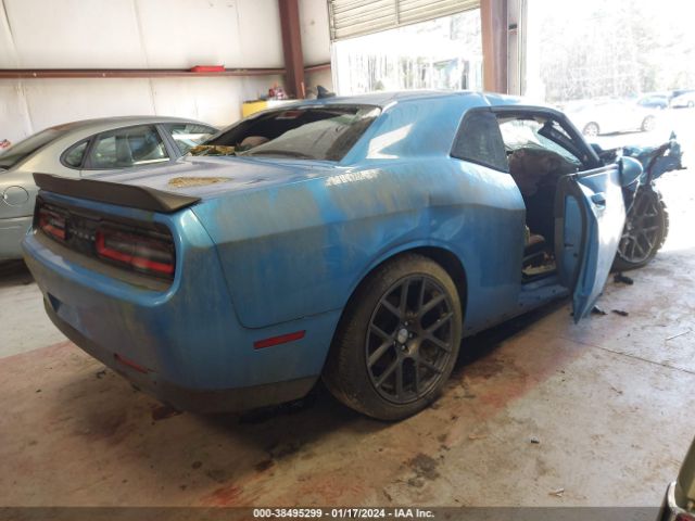 Photo 3 VIN: 2C3CDZBTXGH164718 - DODGE CHALLENGER 