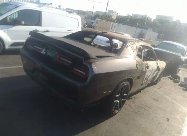 Photo 3 VIN: 2C3CDZBTXHH584707 - DODGE CHALLENGER 