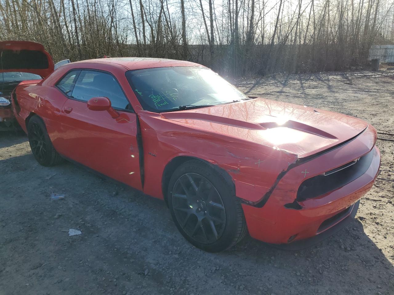 Photo 3 VIN: 2C3CDZBTXJH213021 - DODGE CHALLENGER 