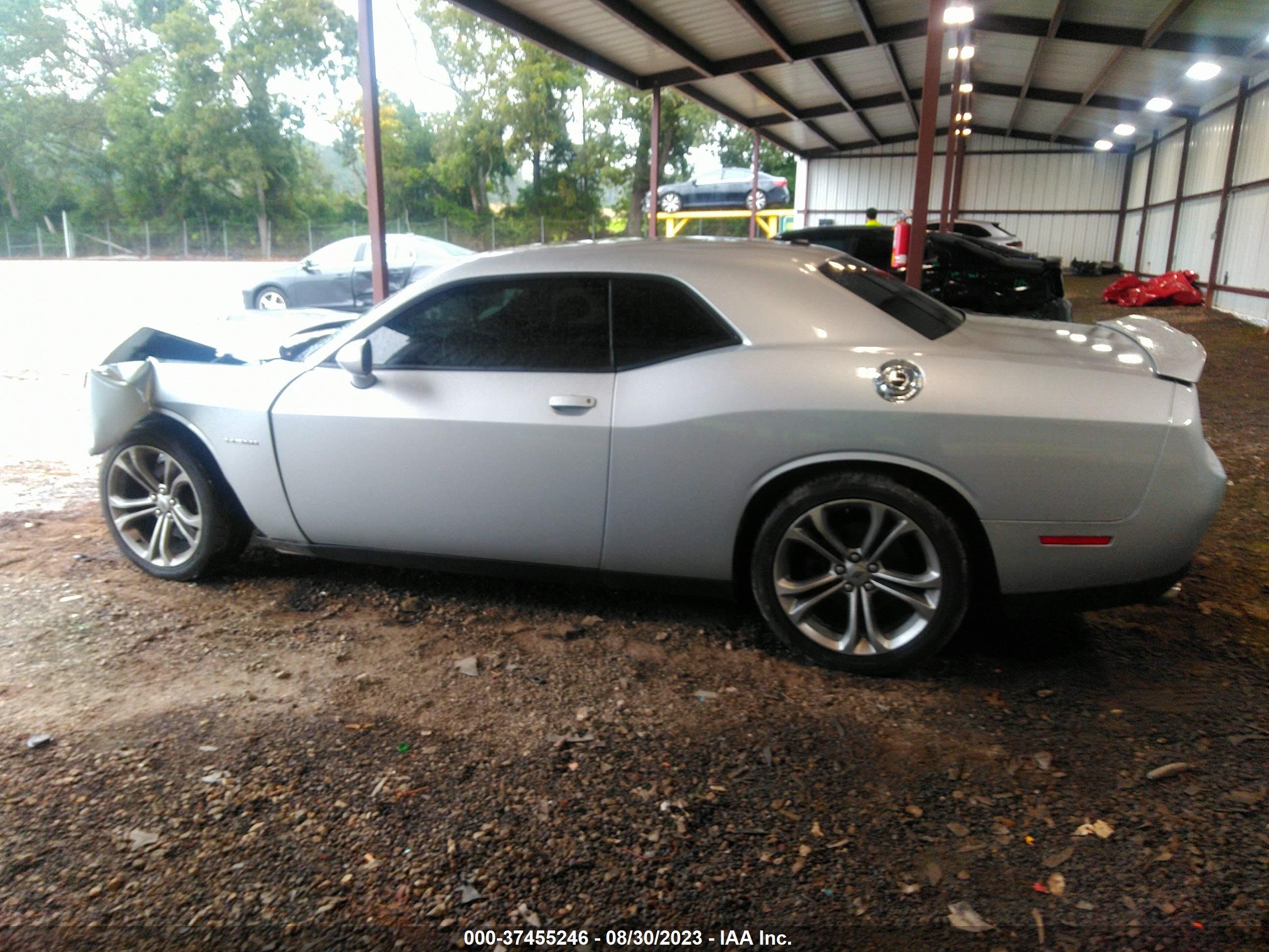 Photo 13 VIN: 2C3CDZBTXLH124715 - DODGE CHALLENGER 