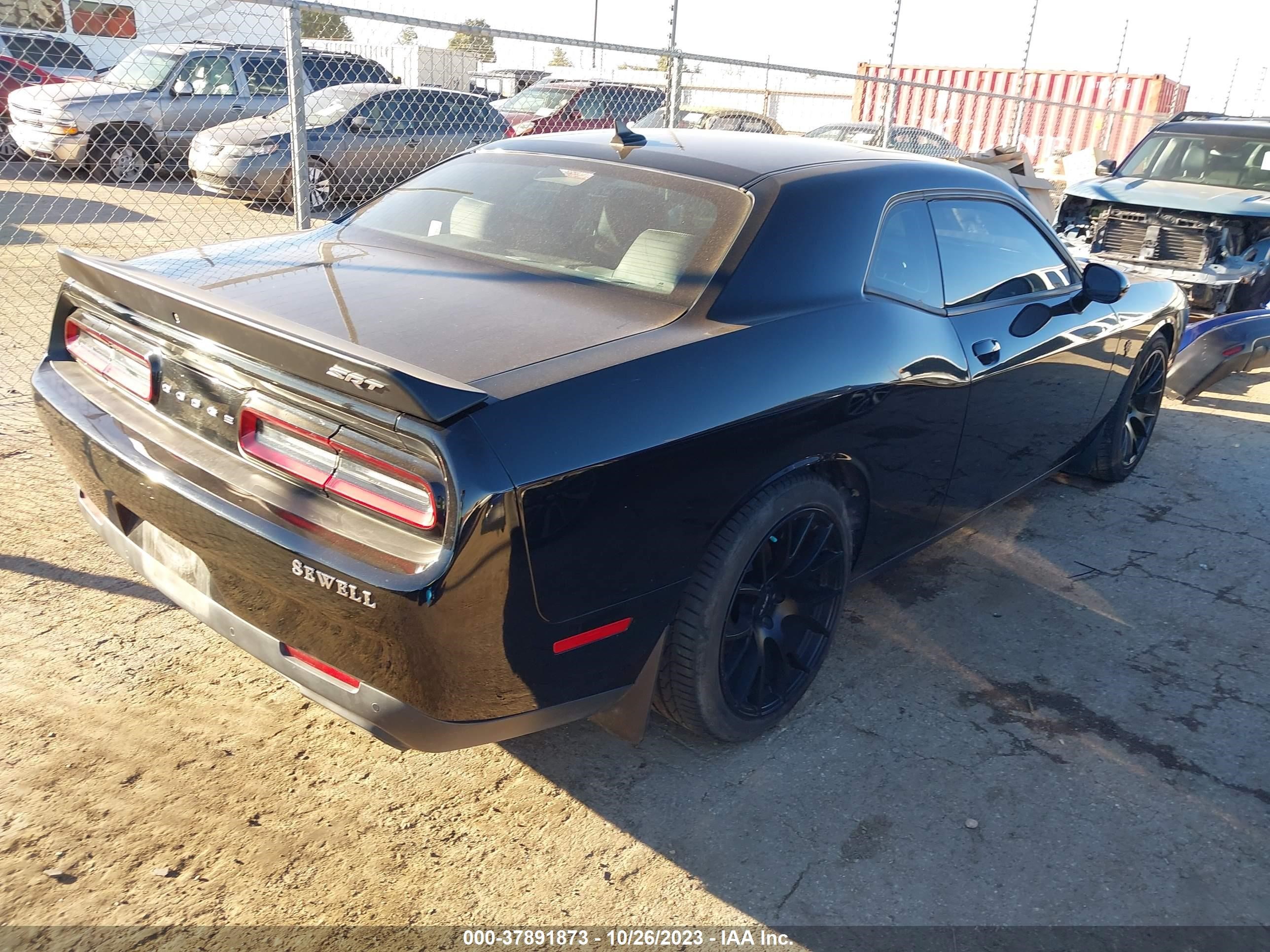 Photo 3 VIN: 2C3CDZC91GH221102 - DODGE CHALLENGER 