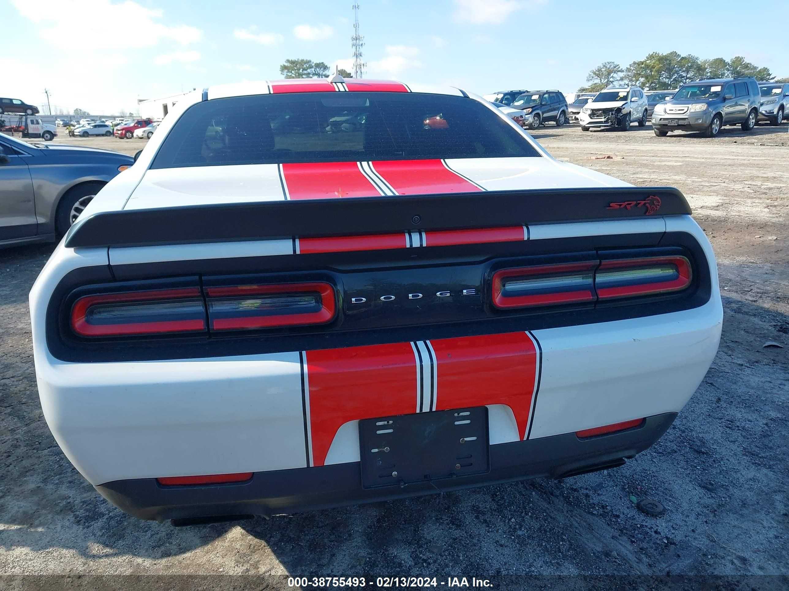 Photo 14 VIN: 2C3CDZC96KH544943 - DODGE CHALLENGER 