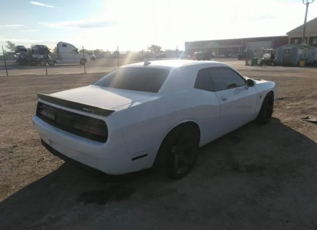 Photo 3 VIN: 2C3CDZC97GH209469 - DODGE CHALLENGER 