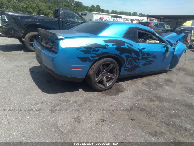 Photo 3 VIN: 2C3CDZC9XJH304776 - DODGE CHALLENGER 