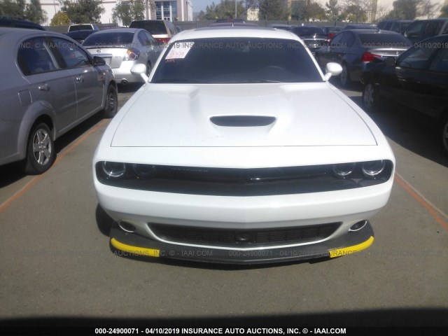 Photo 5 VIN: 2C3CDZDJ2JH131571 - DODGE CHALLENGER 