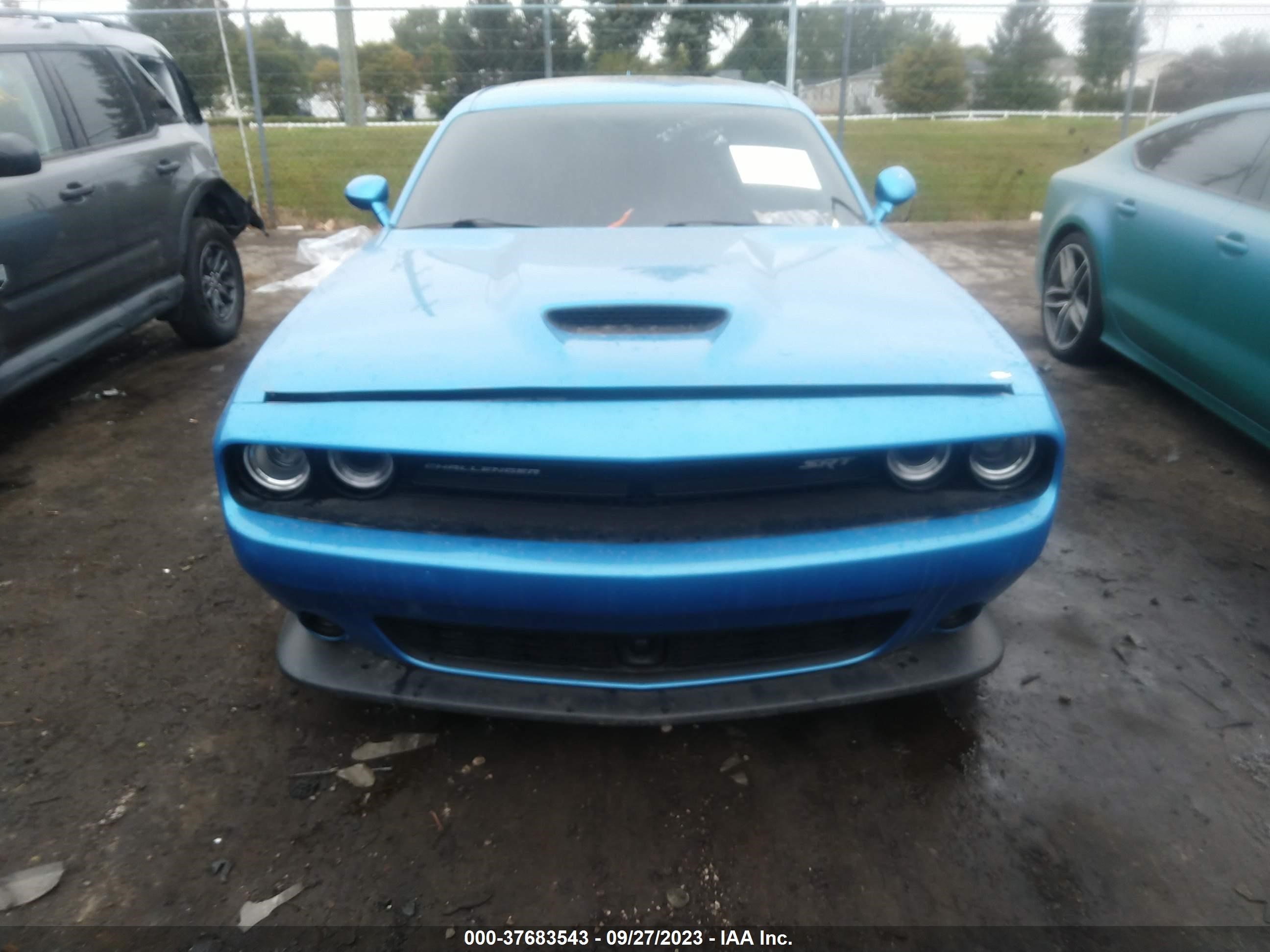 Photo 11 VIN: 2C3CDZDJ4FH833558 - DODGE CHALLENGER 