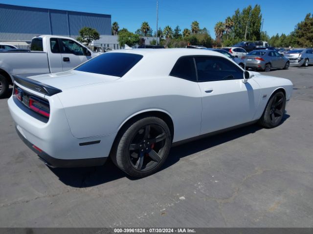 Photo 3 VIN: 2C3CDZDJ5FH711825 - DODGE CHALLENGER 