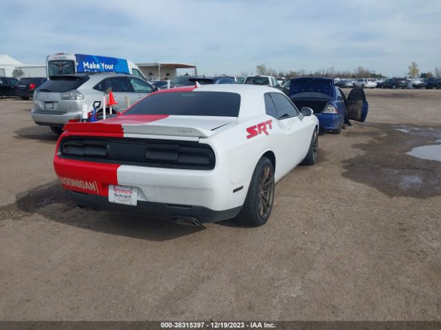 Photo 3 VIN: 2C3CDZDJ7HH555256 - DODGE CHALLENGER 