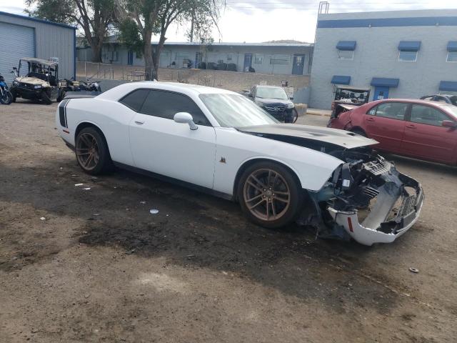 Photo 3 VIN: 2C3CDZFJ0GH255392 - DODGE CHALLENGER 