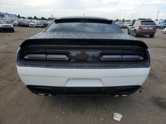 Photo 5 VIN: 2C3CDZFJ0JH310432 - DODGE CHALLENGER 