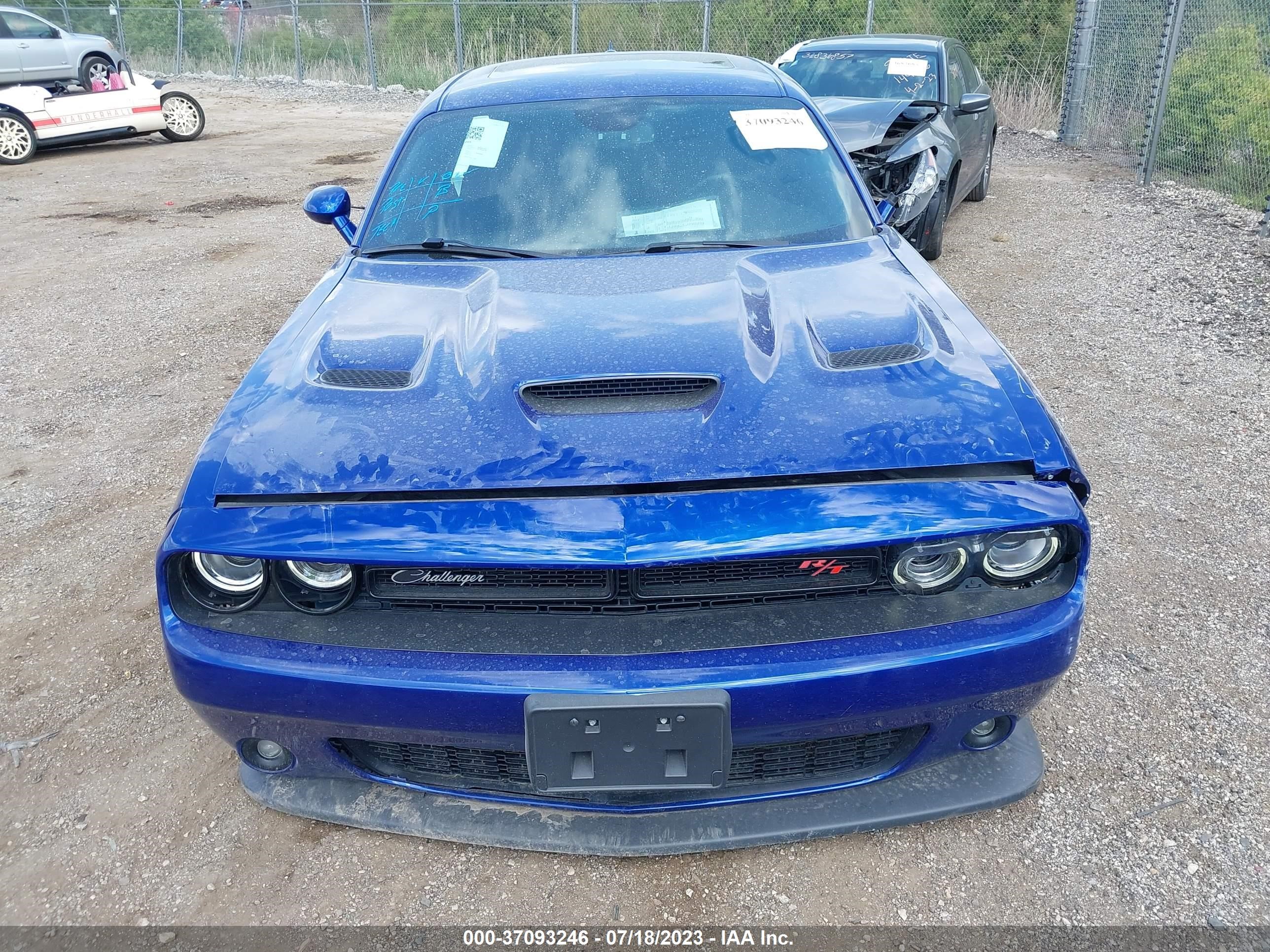 Photo 11 VIN: 2C3CDZFJ0KH723792 - DODGE CHALLENGER 