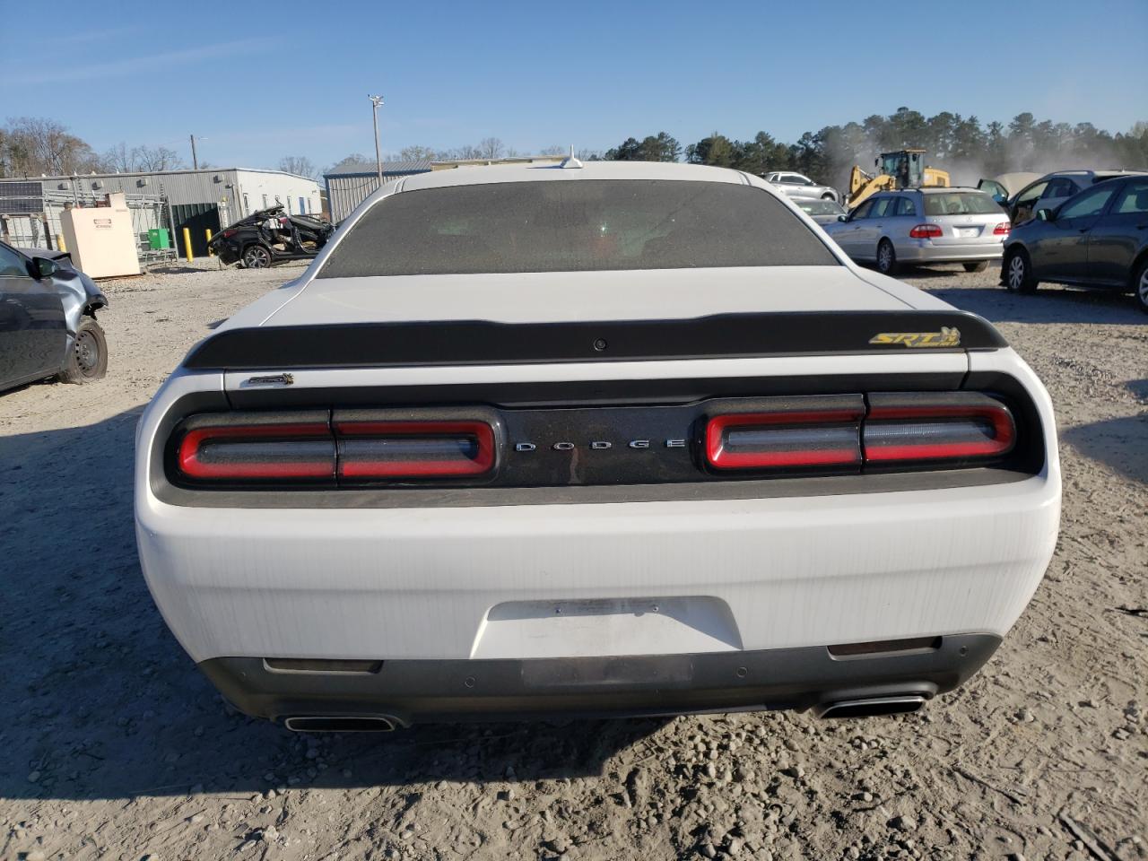 Photo 5 VIN: 2C3CDZFJ0KH738955 - DODGE CHALLENGER 