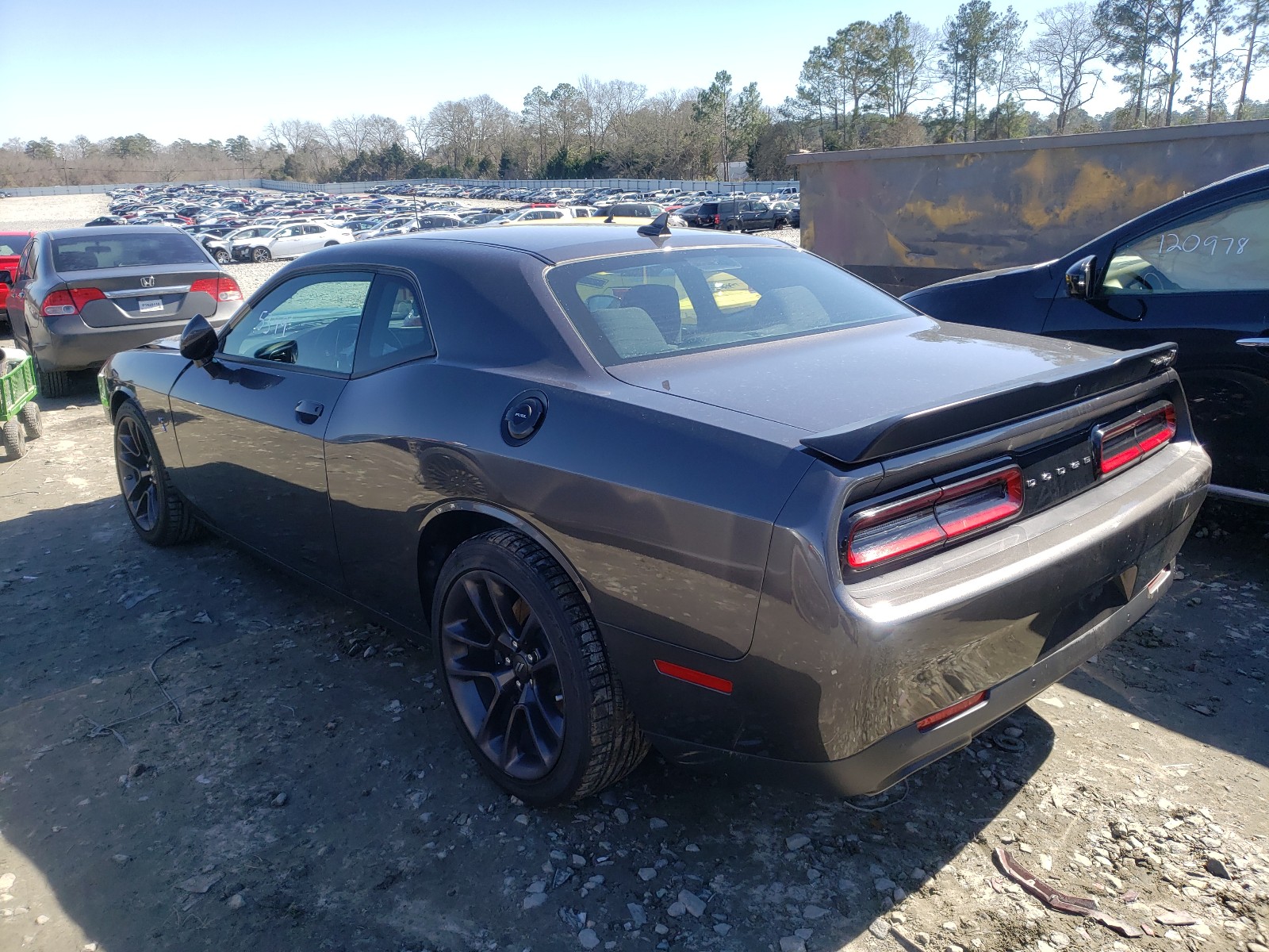 Photo 2 VIN: 2C3CDZFJ0LH165380 - DODGE CHALLENGER 