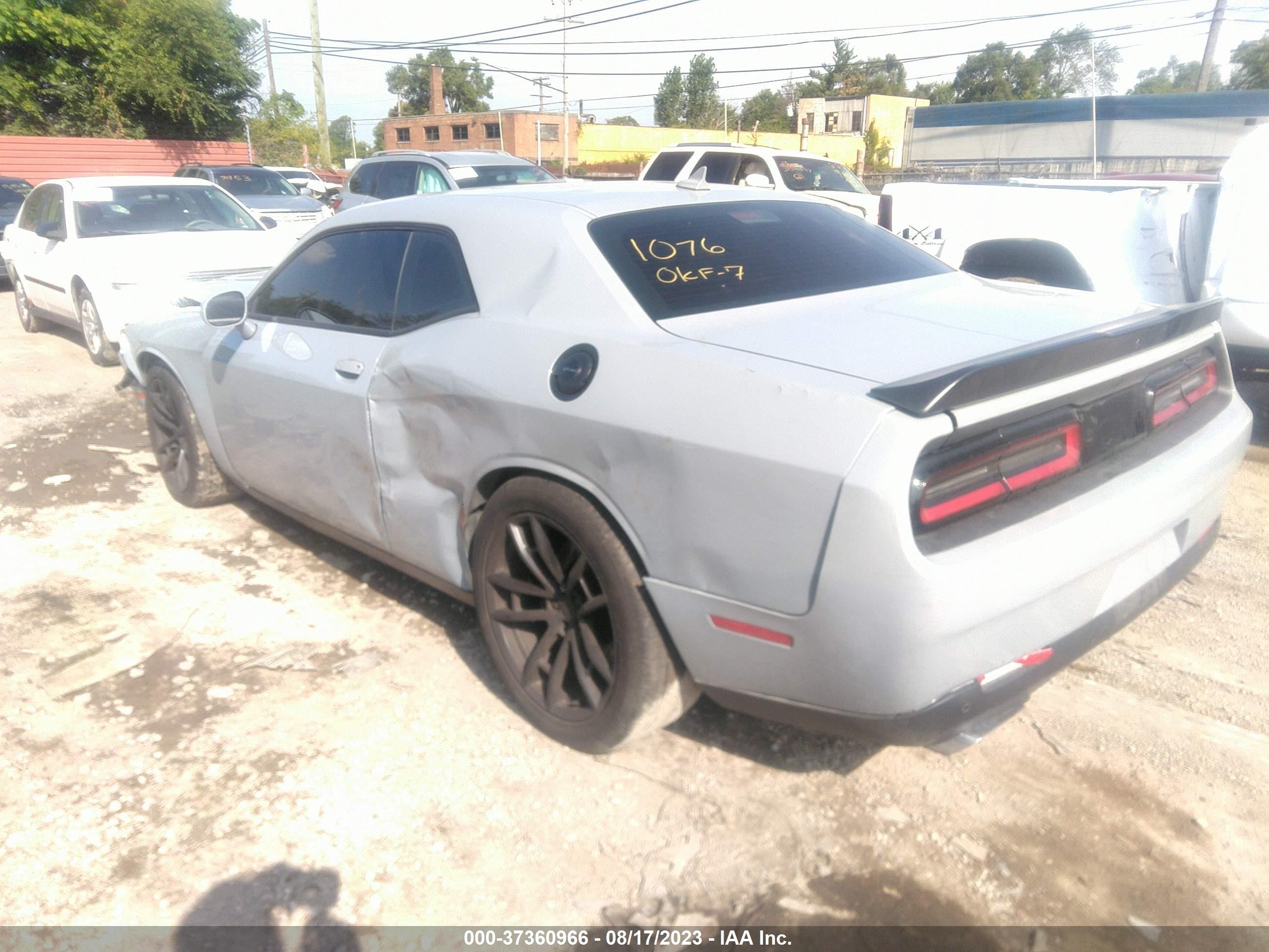 Photo 2 VIN: 2C3CDZFJ1MH521076 - DODGE CHALLENGER 