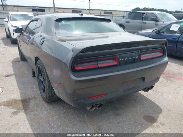 Photo 2 VIN: 2C3CDZFJ2GH172143 - DODGE CHALLENGER 