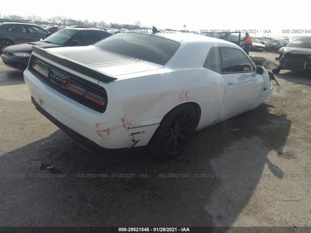 Photo 3 VIN: 2C3CDZFJ2JH333100 - DODGE CHALLENGER 