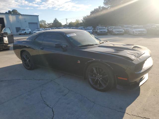 Photo 3 VIN: 2C3CDZFJ2KH747530 - DODGE CHALLENGER 