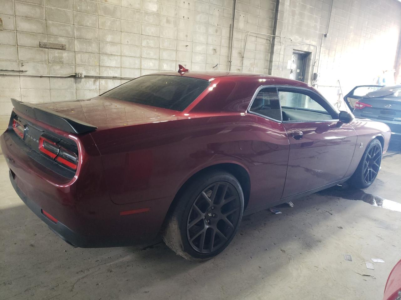 Photo 2 VIN: 2C3CDZFJ3HH633349 - DODGE CHALLENGER 