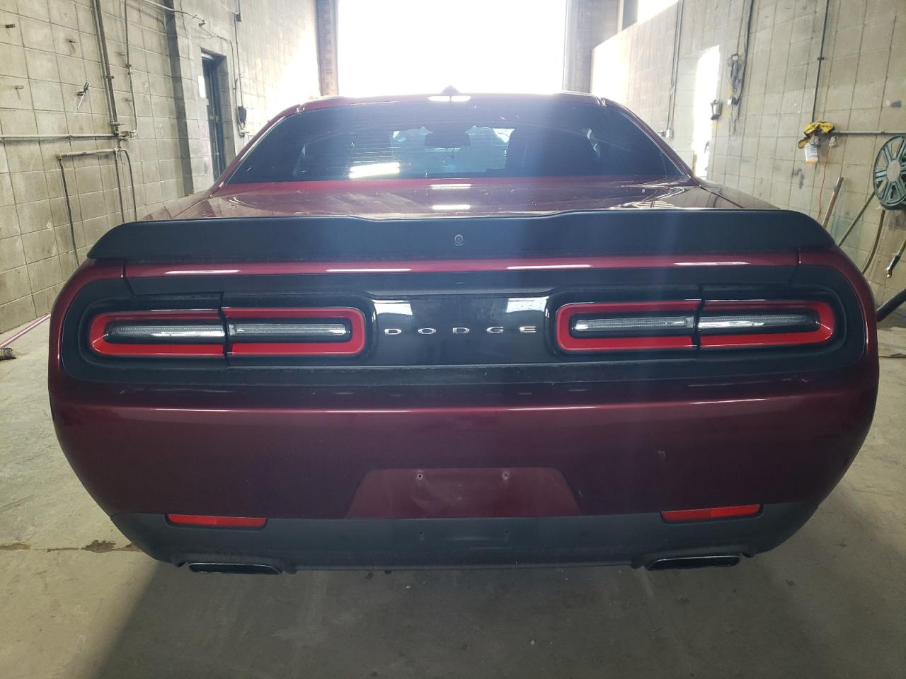 Photo 5 VIN: 2C3CDZFJ3HH633349 - DODGE CHALLENGER 