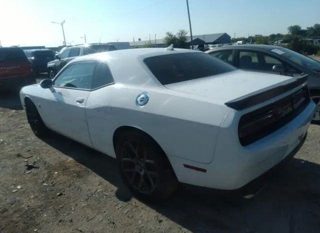 Photo 2 VIN: 2C3CDZFJ3JH256527 - DODGE CHALLENGER 